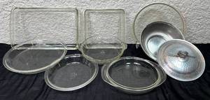 lot 68 image: Vintage PYREX Collection - pie plates, bowls and baking dishes
