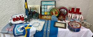 lot 76 image: Sweet Selection of Swedish Pieces