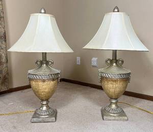 lot 6 image: Pair of Grecian Urn Lamps 31