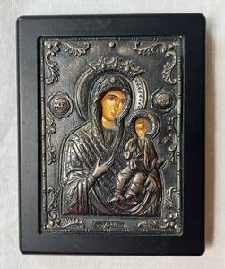 lot 81 image: Greek Silver Icon - Madonna & Child Byzantine Art
