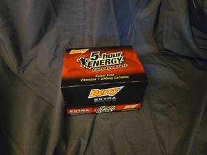 lot 81 image: 12 pack of 5 hour energy extra strength berry 1.93 oz EXP 1025