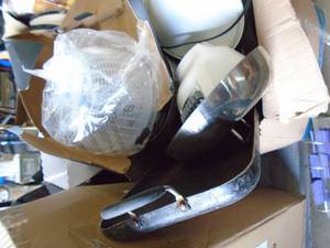 Pallet of kitchen items. As shown.