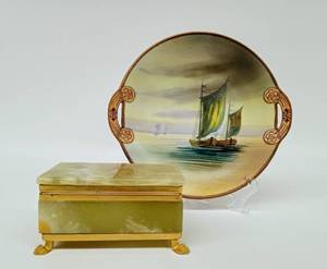 lot 71 image: Vintage Nautical Plate and ONYX Footed Box - ITALY
