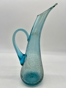 lot 17 image: Vintage KANAWHA Light Blue Crackle Glass Pitcher