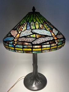 lot 4 image: Tiffany Stained Glass Style Dragonfly Lamp