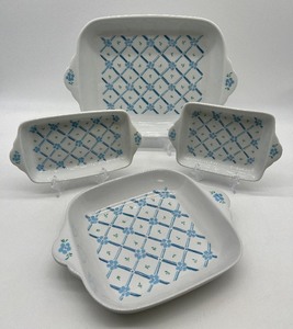 lot 159 image: FAIRWINDS Microwavable Dishes - NWT - QTY 4
