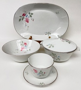 lot 163 image: HEINRICH - H & Co - Selb Bavaria Germany - Europa - Serving Dishes