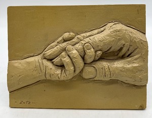 lot 180 image: Vintage ZUTZ Relief Hands 1973
