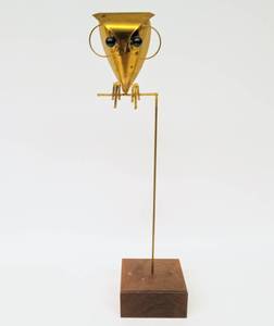 lot 230 image: Mid-Century Wise Owl Statue