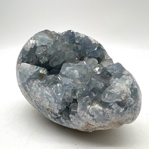 lot 277 image: Natural Sky Blue Celestite Geode Egg