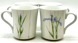 lot 317 image: Iris Pattern CORELLE by CORNING Tea Cups and Plates