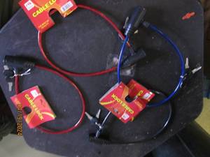 4 new cable locks with keys...