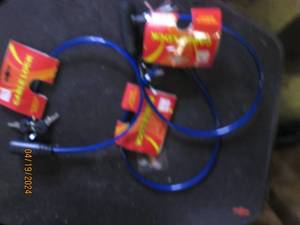 3 new cable locks with keys...