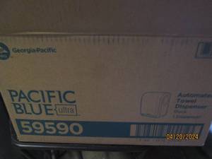 new pacific blue automated towel dispenser black