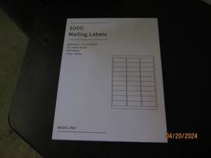 package of 3000 mailing labels...