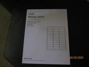 package of 3000 mailing labels...