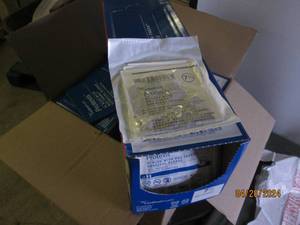 case of 200 size 7 12 surgical gloves