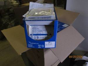 case of 200 size 7 12 surgical gloves
