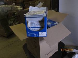 case of 200 size 7 12 surgical gloves