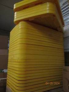 32 yellow tote covers...
