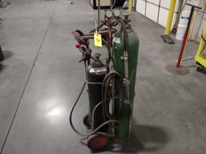 lot 15 image: Smiths OxyAcetylene Torch Set, Inc...