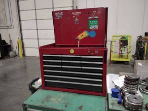 lot 14 image: Craftsman 12 Drawer Tool Chest ...