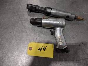 lot 44 image: IR 38 Ratchet & IR Air Hammer, Wor...