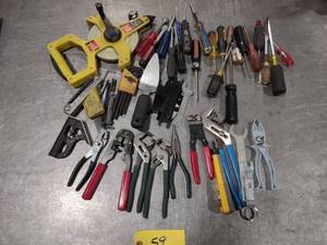 lot 59 image: Assorted Tools...