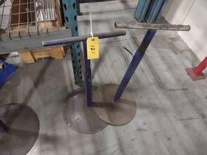 lot 121 image: (2) Adjustable Height Work Stands...