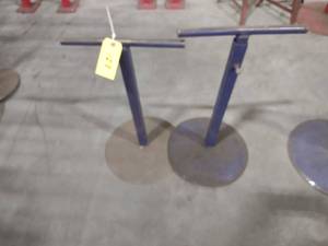 lot 122 image: (2) Adjustable Height Work Stands...