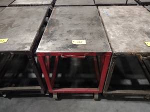 lot 152 image: Welding Cart, 40x24...