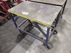 lot 160 image: Welding Cart, 40x24...