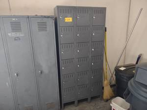 lot 249 image: Locker Unit with 18 Doors...