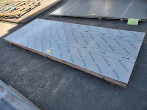 lot 380 image: (1) 20GA 304-8VC SS 48 X 120...