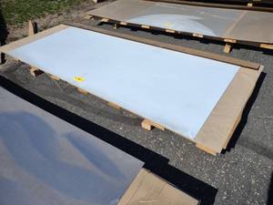 lot 402 image: (1) 20GA 316L-4VC SS 48 X 120, (1...