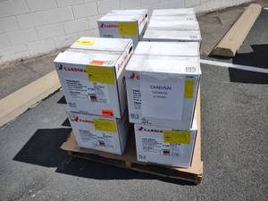 lot 429 image: (10)  Cardinal T009-BR231 Polyeste...