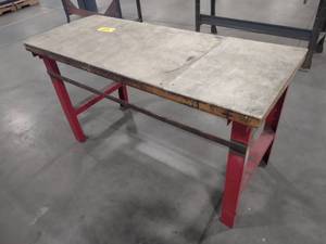 lot 439 image: Workbench, 60x24...