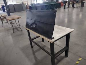 lot 441 image: Workbench, 53x30...