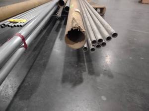 lot 450 image: Assorted Aluminum & Steel Tubing an...