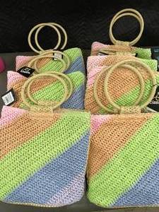 CT 4      7 Wicker Bags