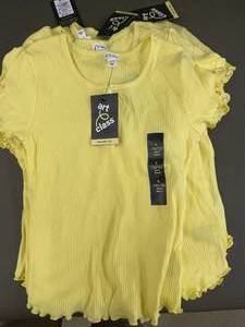 CT 5.    11 girls large T shirts