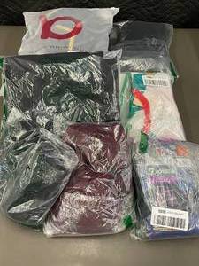 FL 2.    Random Clothes Bundle