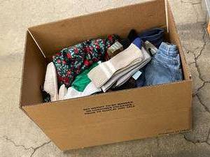 ID 1      Lasrge Box of Clothes Jeans and Socks etc