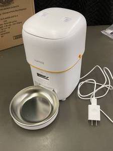 KY 1 PET Food Dispenser