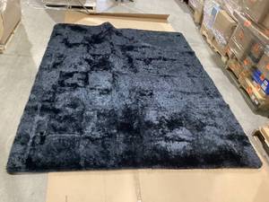 lot 324 image: Black Shag Rug, 120 x 95