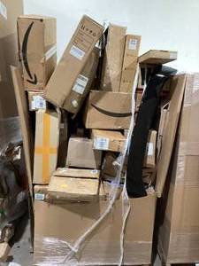 lot 338 image: Wholesale Pallet of Assorted Car Parts