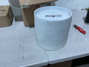 lot 298 image: Fox & Fern Large 15 Inch Matte White Fiberstone Planter