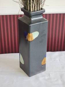 Modern Chic Ceramic Decor Vase with Peacock Feather Inserts