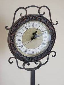Stylish Twisted Metal Standing Clock