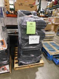 lot 5 image: Pallet lot of Cushions for Furniture